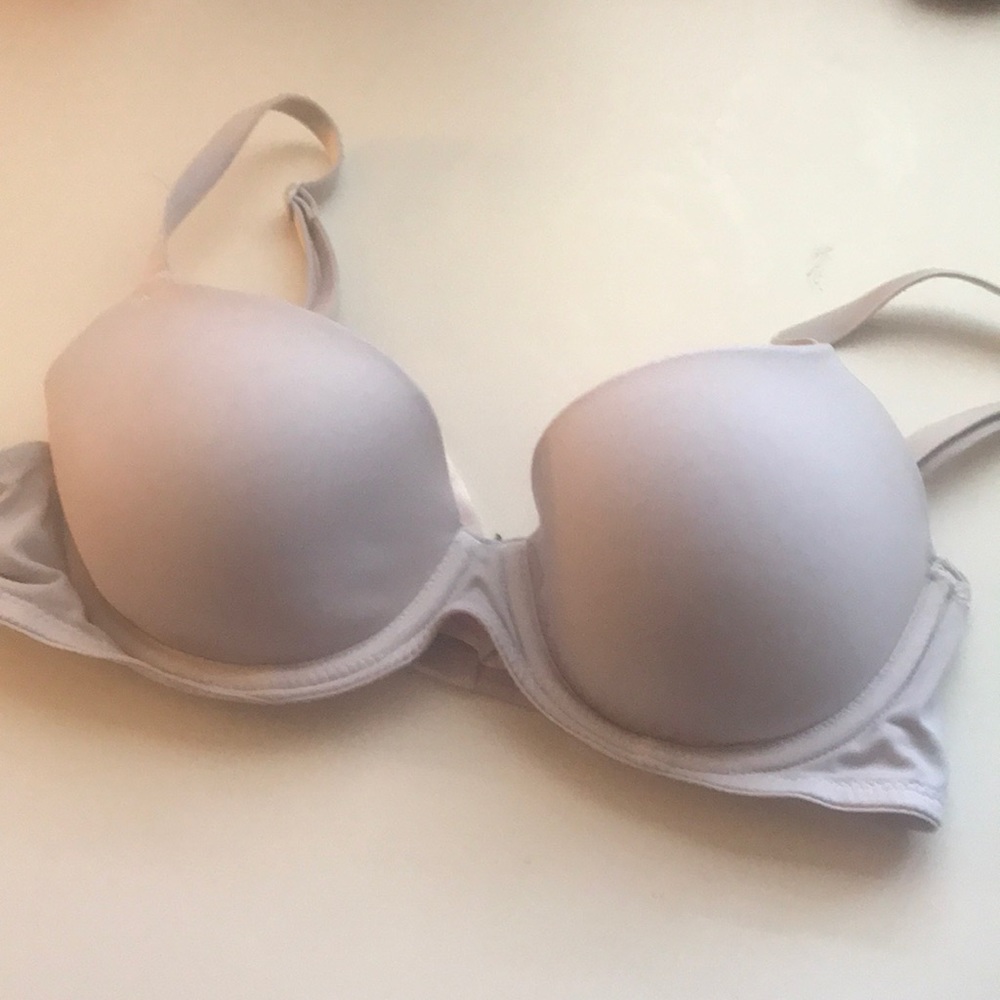 Victoria’s Secret White bra